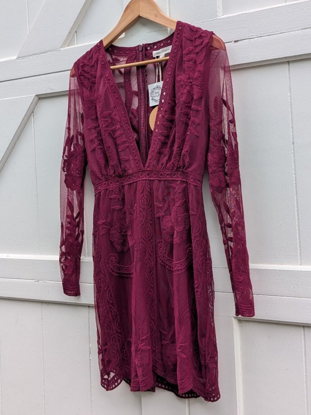 NWT Honey Punch Burgundy Embroidered Lace Plunge Mini Dress